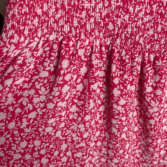 Torrid Size 3 Babydoll Chiffon Smocked Top Blouse Pink Ditsy Floral Prairie 3X - Picture 7 of 8